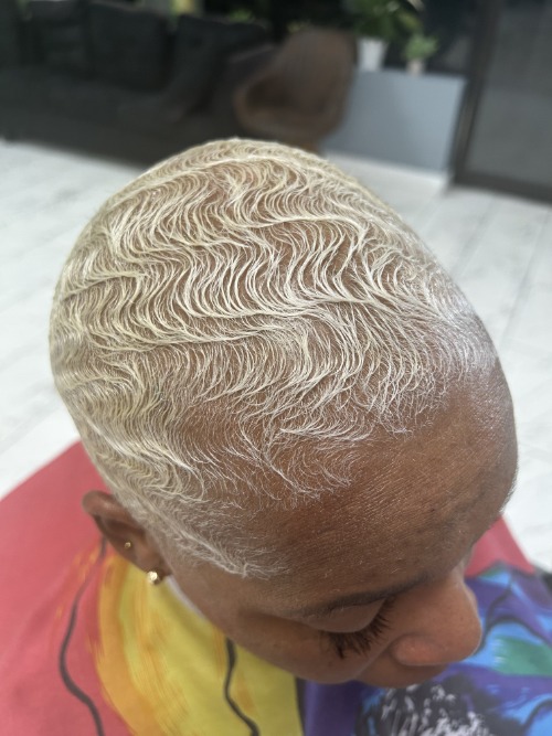 Fingerwaves